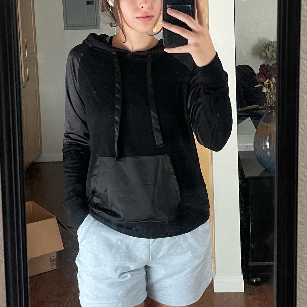 Silky Garage Hoodie